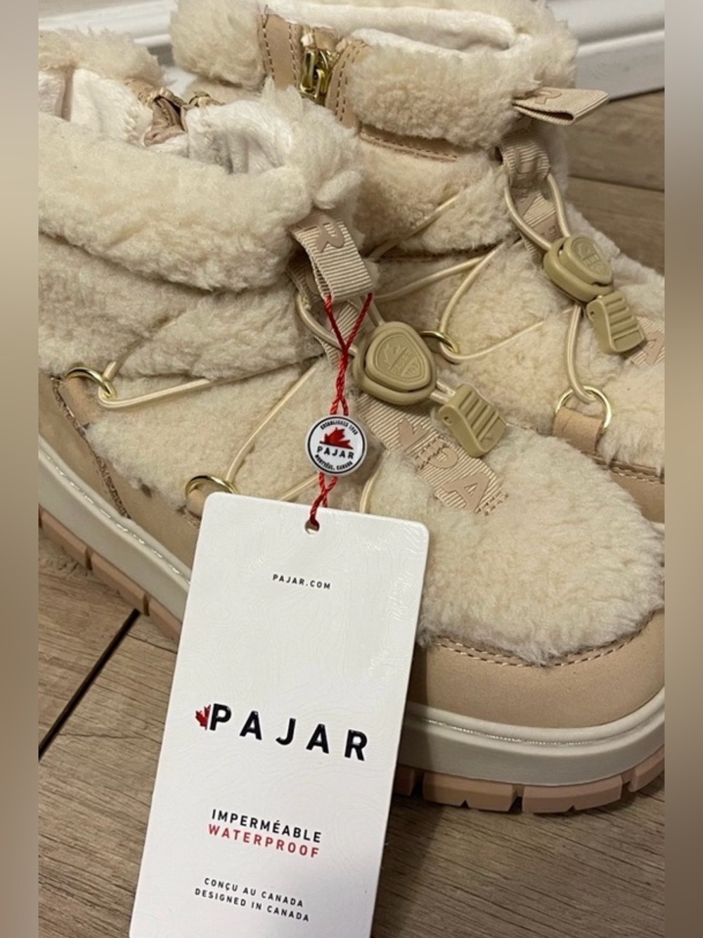Pajar Women's Cream Waterproof Lama Shearling Lace-Up Winter Boots US 7 NWT